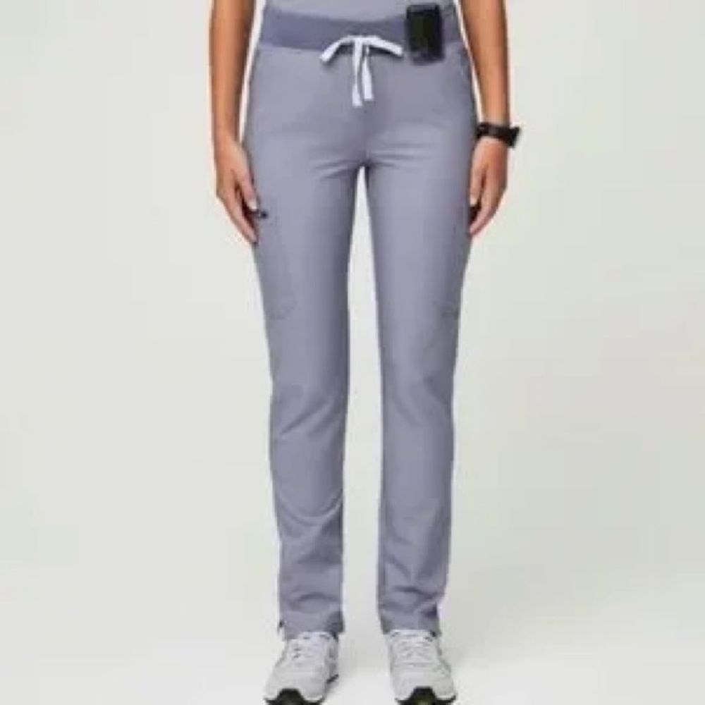 Figs Women's Yola skinny scrub pants